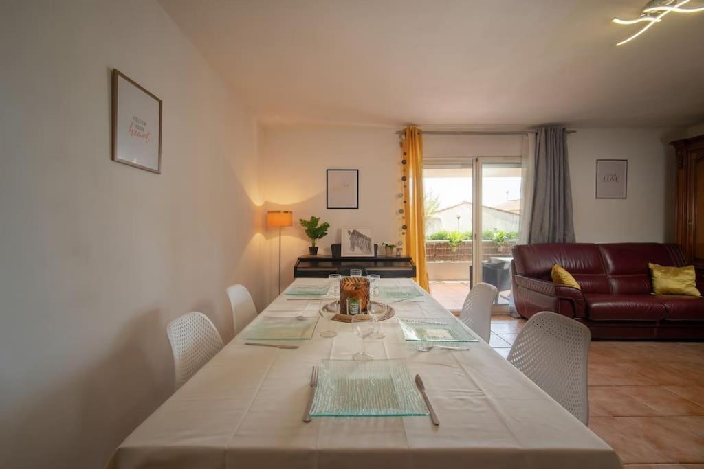 Appartement Tout Equipe Terrasse Et Parking Prive Марсель Экстерьер фото